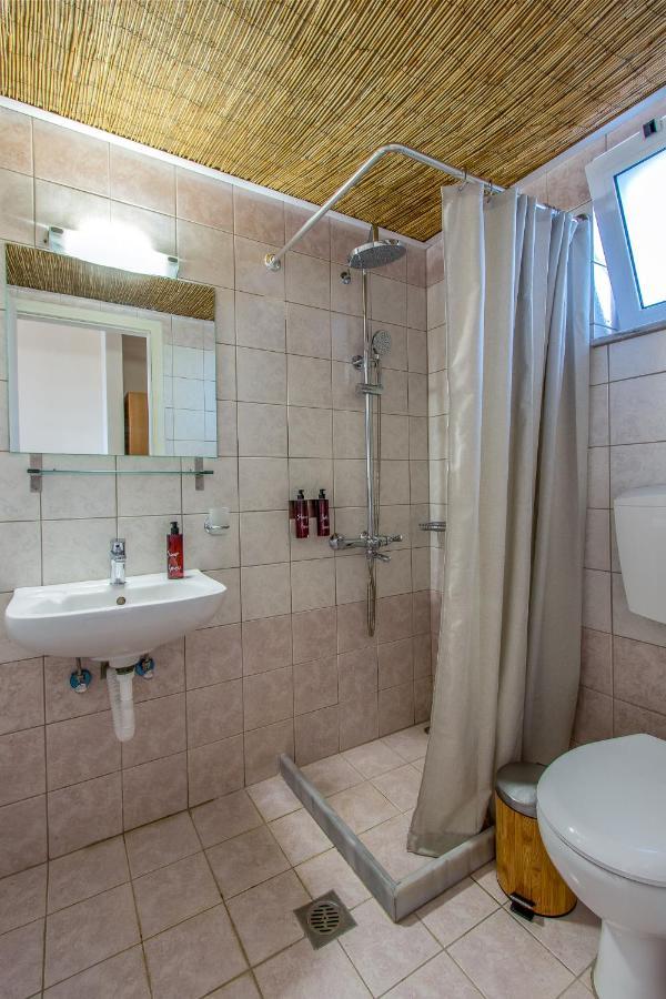 Kanso Rooms Galatas  Экстерьер фото